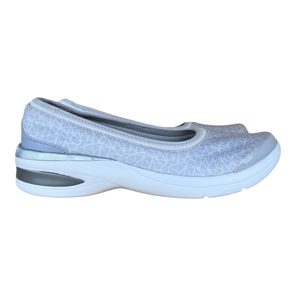 Bzees Shoes - Bzees Relax Slip On Comfort Shoes with Arch Support White Gray Womens Size 10